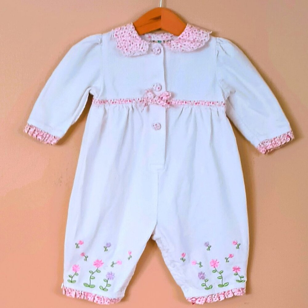 Baby Togs Vtg Girls Romper 9-12M White Corduroy Embroidered Flowers Ruffle Trim
